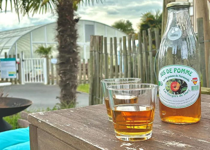 Bord De Franceville *